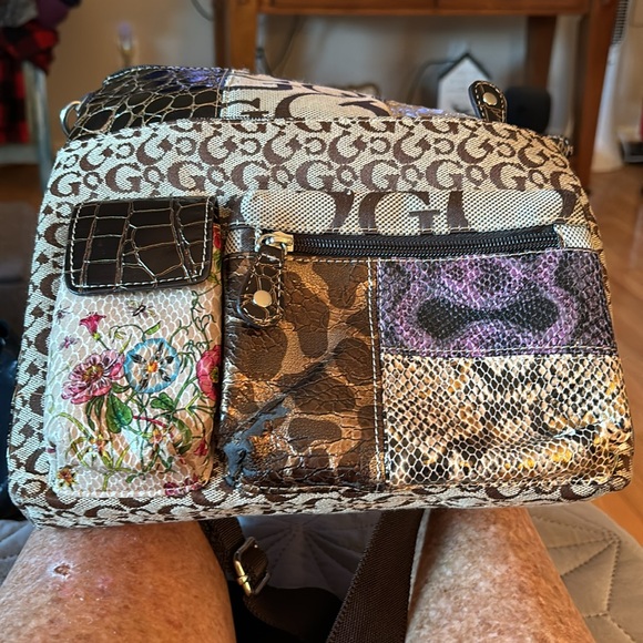 Unnamed brown cross body. Assorted colors and fabric make up both outside purse - Picture 2 of 4